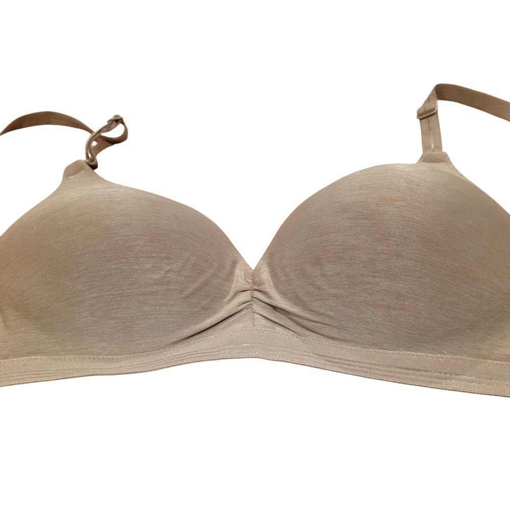 Warner's Comfort Bra 34B Tan Wirefree Smooth Contour T-Shirt Bra‎ Nude Feminine